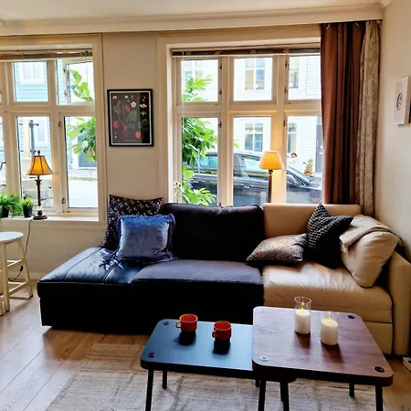 Sleep Well In Heart Of - Beautiful Street Semesterbostad *