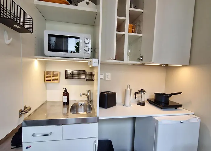 Sleep Well In Heart Of - Beautiful Street * 卑爾根